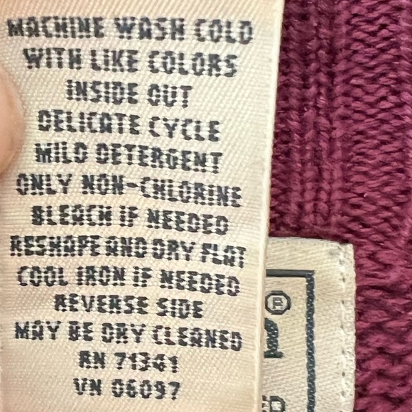 L.L. Bean Men’s Burgundy Full-Zip Knit Cardigan Sweater Size Large Grandpacore - Picture 3 of 4